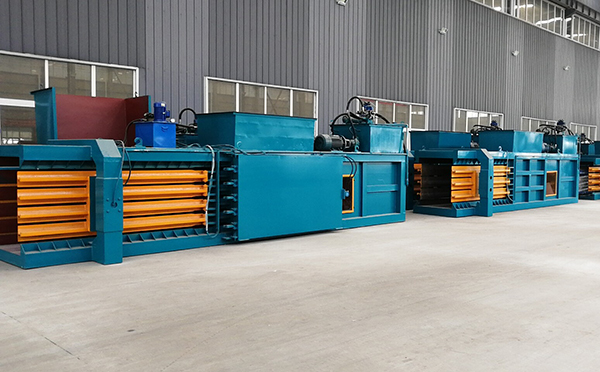 飲料瓶打包機(jī)